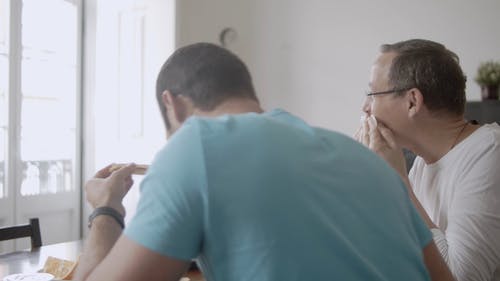 有关吃, 同志, 男人的免费素材视频