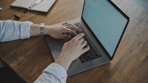 有关事业, 互联网, 在家工作的免费素材视频