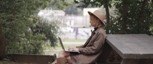 有关人, 侧面图, 变形的免费素材视频