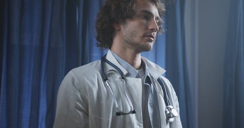 有关低角度视图, 儿科医师, 卫生保健的免费素材视频