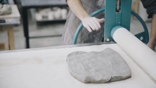 有关creating, 人, 做工的免费素材视频