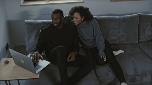 有关一对, 一起, 上网的免费素材视频