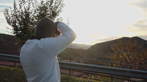 有关人, 天空, 山丘的免费素材视频