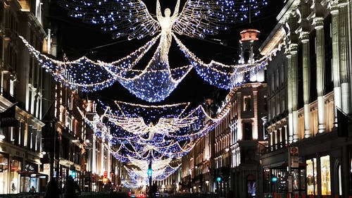 有关伦敦市, 公共交通工具, 商业建筑的免费素材视频