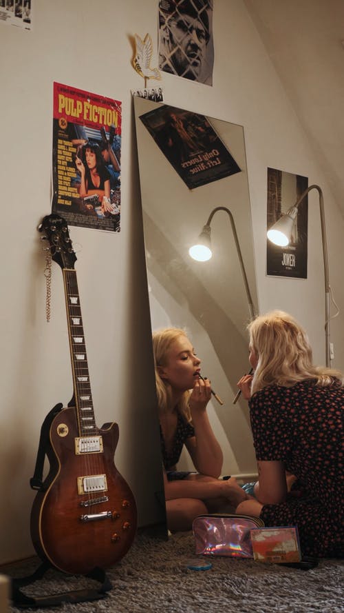 有关做好准备, 化妆, 反射的免费素材视频