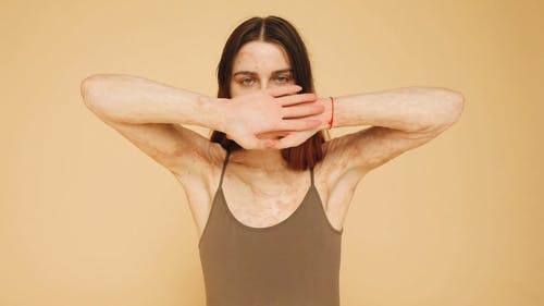 有关伤, 女人, 女性的免费素材视频