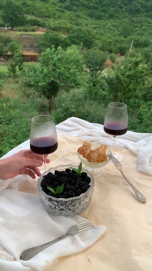 有关叉子, 垂直视频, 户外的免费素材视频