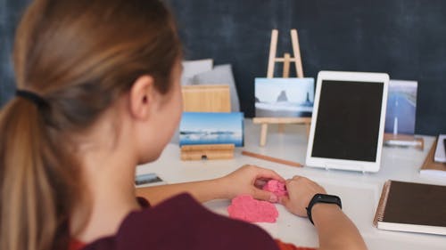 有关人, 创作的, 创建的免费素材视频