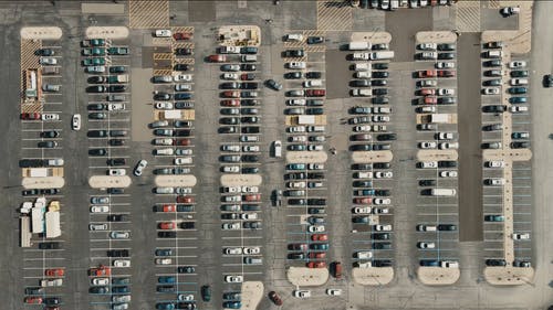 有关停放的汽车, 停车场, 从上面的免费素材视频