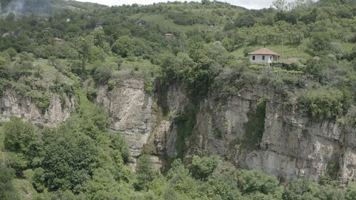 有关天性, 悬崖, 树木的免费素材视频