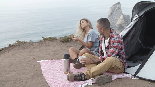 有关人, 女人, 帐篷的免费素材视频