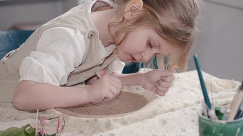 有关＃室内, 儿童, 各具特色的免费素材视频