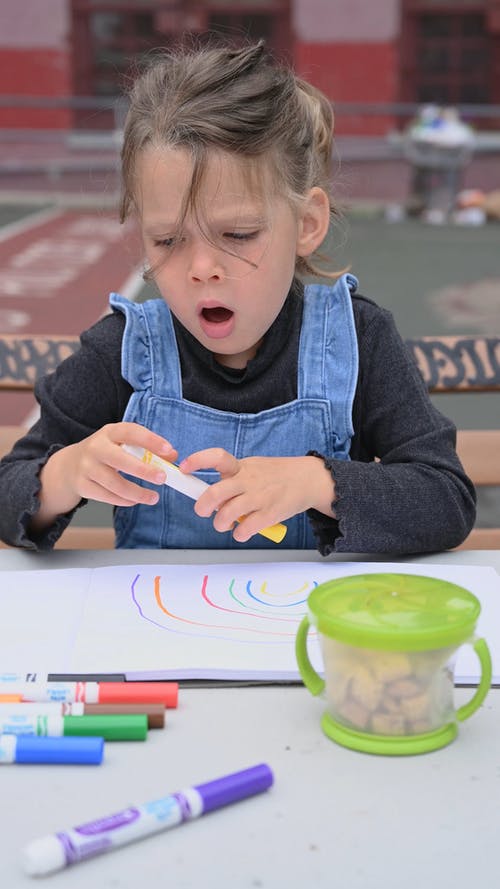 有关人, 儿童, 可爱的免费素材视频