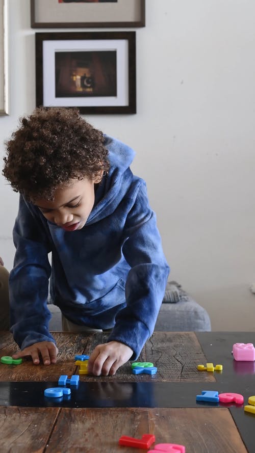 有关儿童, 垂直视频, 小孩的免费素材视频