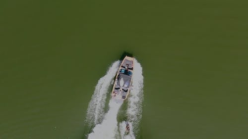 有关wakesurfing, 从上面查看, 休闲的免费素材视频