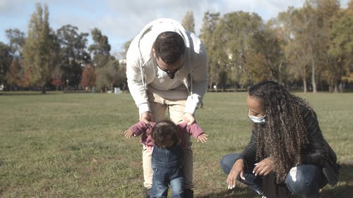 有关儿童, 公园, 唐氏综合症的免费素材视频