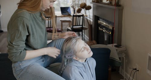 有关坐, 女性, 样式的免费素材视频