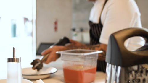 有关＃室内, 人, 围裙的免费素材视频