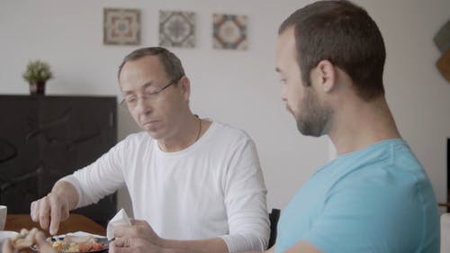 有关同志, 室内, 厨房的免费素材视频