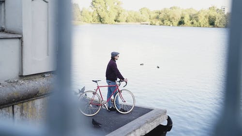 有关家伙, 单车骑士, 太阳镜的免费素材视频