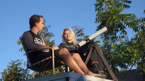 有关人, 坐, 女人的免费素材视频