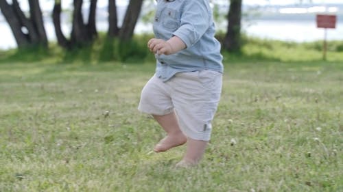 有关哭, 幼儿, 户外的免费素材视频