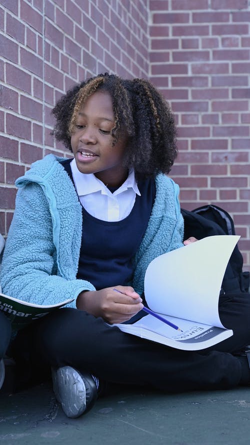 有关@户外, 儿童, 功课的免费素材视频