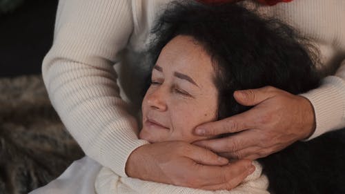 有关一对, 微笑, 手的免费素材视频