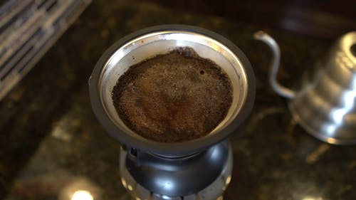 有关人, 使, 倾注的免费素材视频