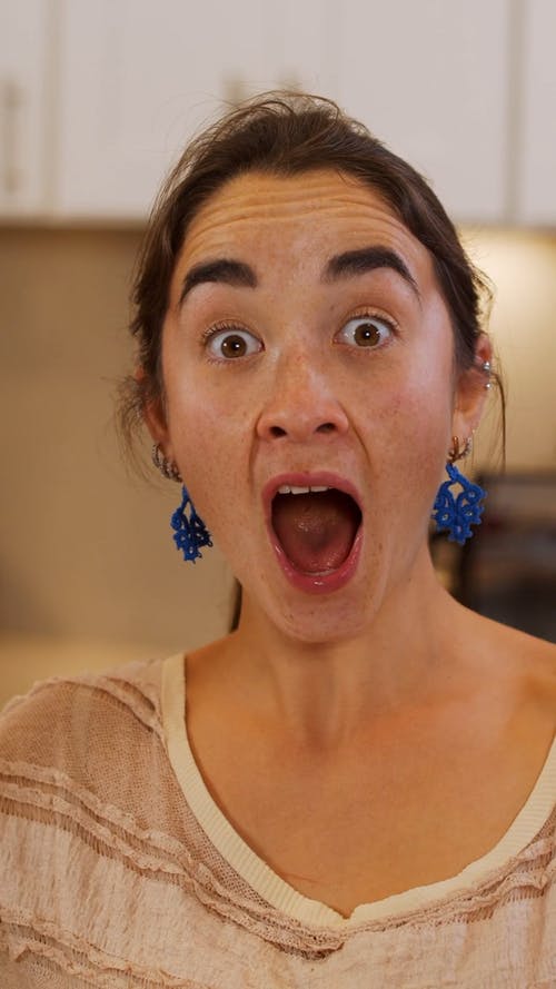 有关可口的, 垂直视频, 女人的免费素材视频