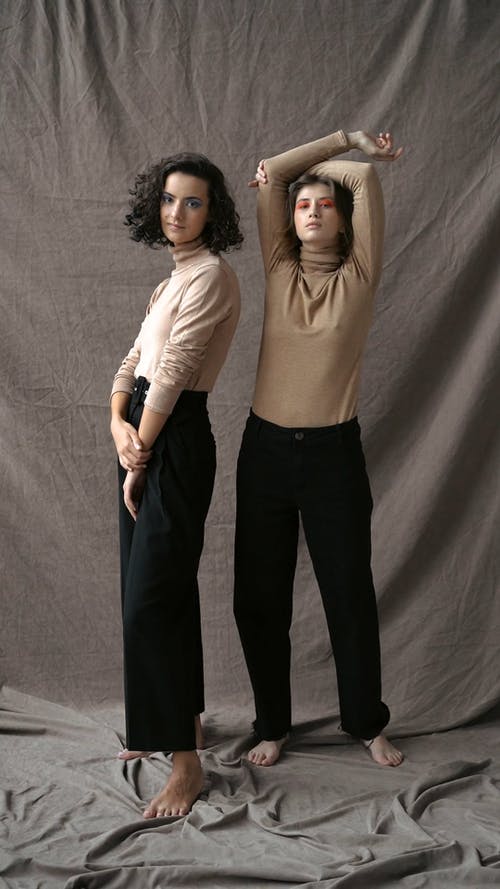 有关全景, 化妆, 双臂交叉的免费素材视频