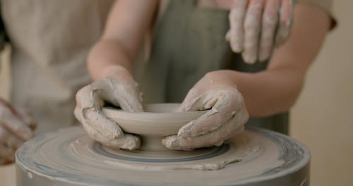 两个人造型粘土 · 免费素材视频