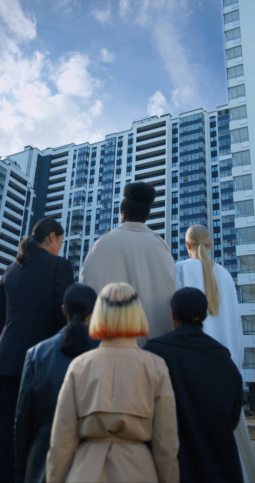 有关垂直视频, 城市, 多样化的免费素材视频