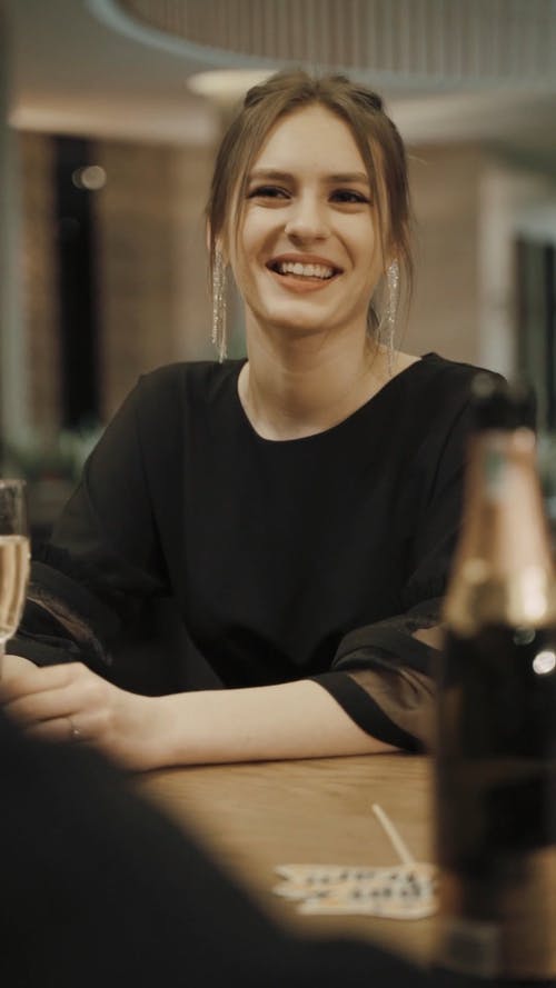 有关假日, 垂直视频, 微笑的免费素材视频