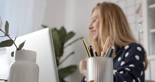 有关喝, 坐, 女人的免费素材视频