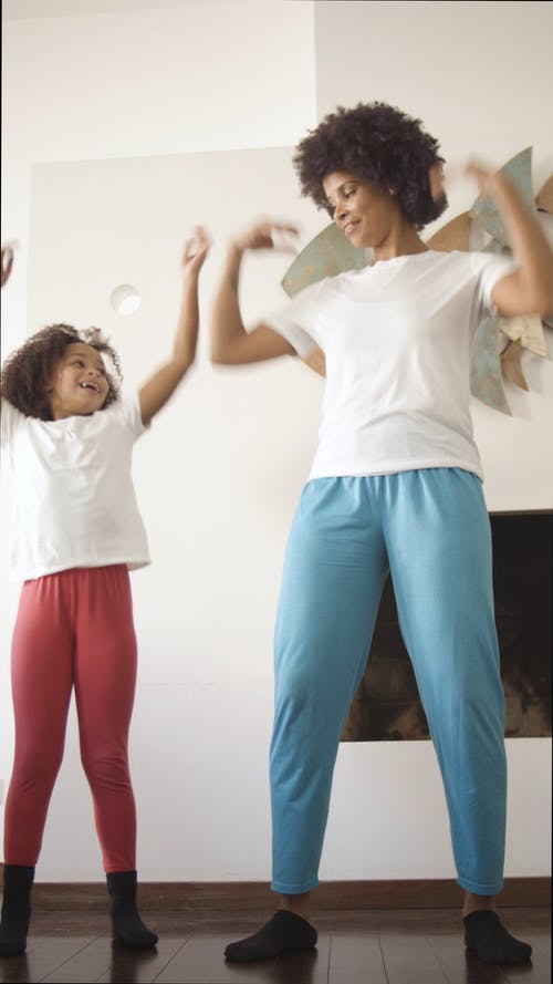 有关一起, 互动, 儿童的免费素材视频