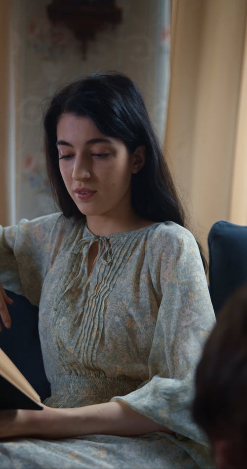 有关一对, 一起, 咖啡色头发的女人的免费素材视频