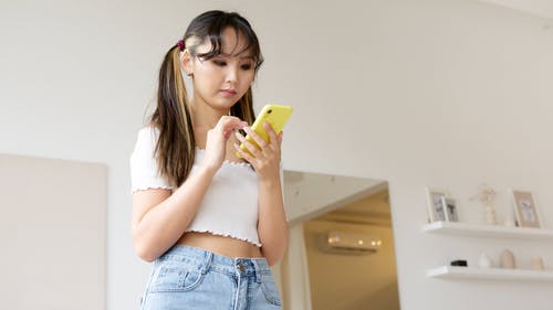 有关3C用品, 可爱, 室内的免费素材视频