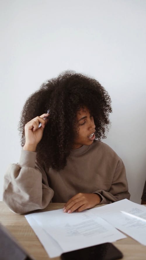 有关人, 垂直视频, 女人的免费素材视频