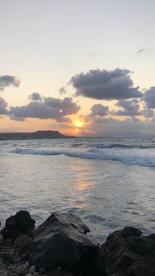 有关冷静, 垂直视频, 天空的免费素材视频