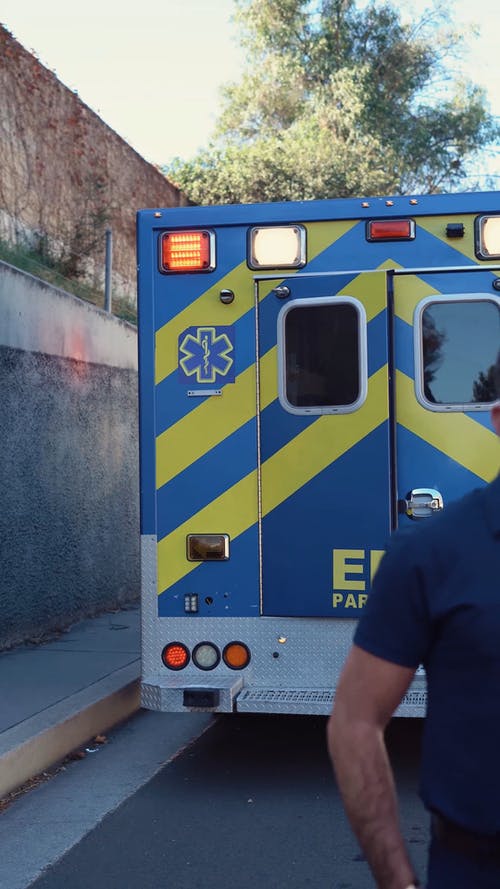 有关交通系统, 人, 护理人员的免费素材视频