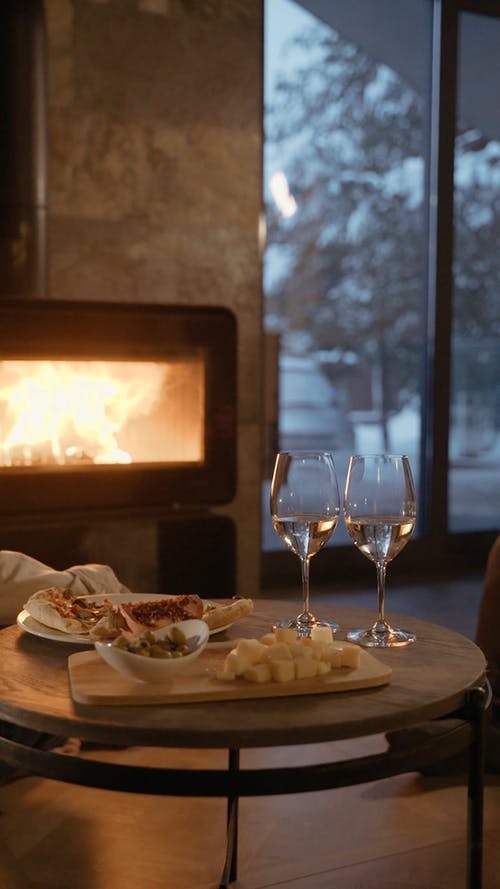 有关乳酪, 圆桌会议, 垂直视频的免费素材视频