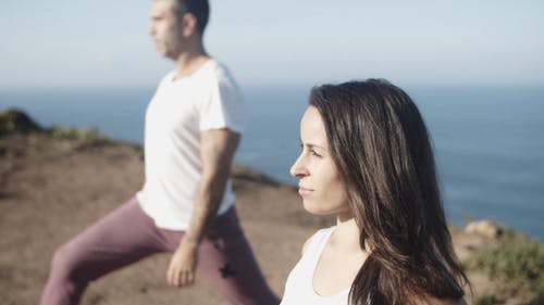 有关人, 伸展, 健康的生活型态的免费素材视频