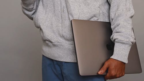 有关MacBook, 一杯咖啡, 人的免费素材视频