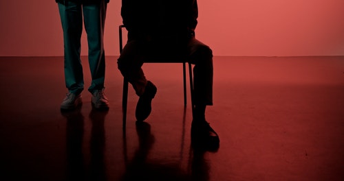 有关covid-19,人,坐的免费素材视频