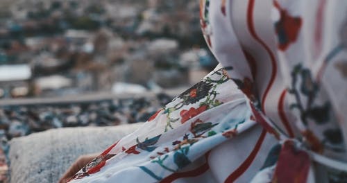 有关倾斜射击, 喝, 女人的免费素材视频