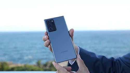 有关三星, 三星note 20, 专注的免费素材视频