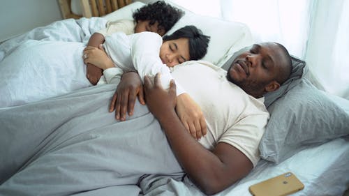 有关3C用品, 床, 手机的免费素材视频