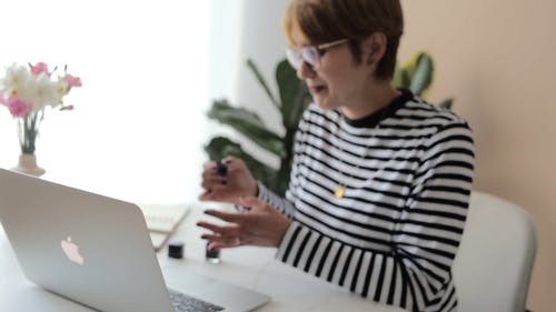 有关MacBook, 互联网, 可携式的免费素材视频