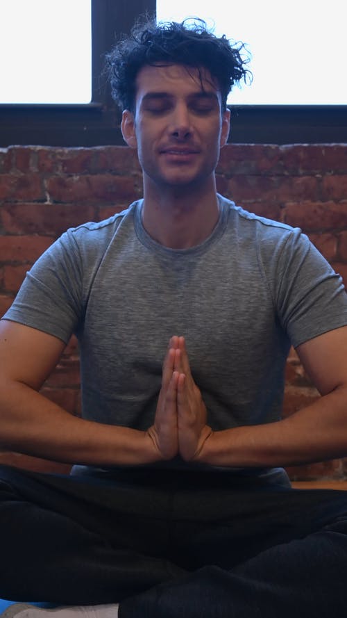 冥想的人 · 免费素材视频